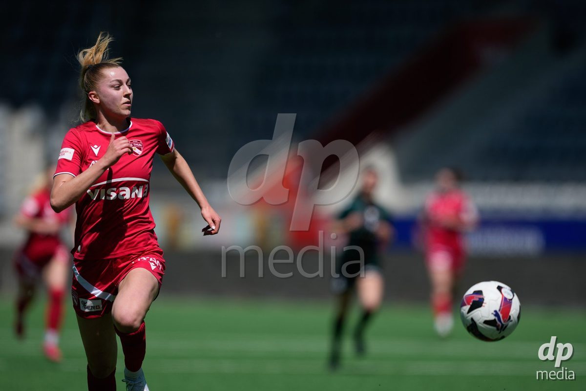 Schweiz: AXA Women's Super League 2025/26, FC Thun vs Yverdon Sport FC - Stockhorn Arena, Thun: Celine Schmid (34 Thun)