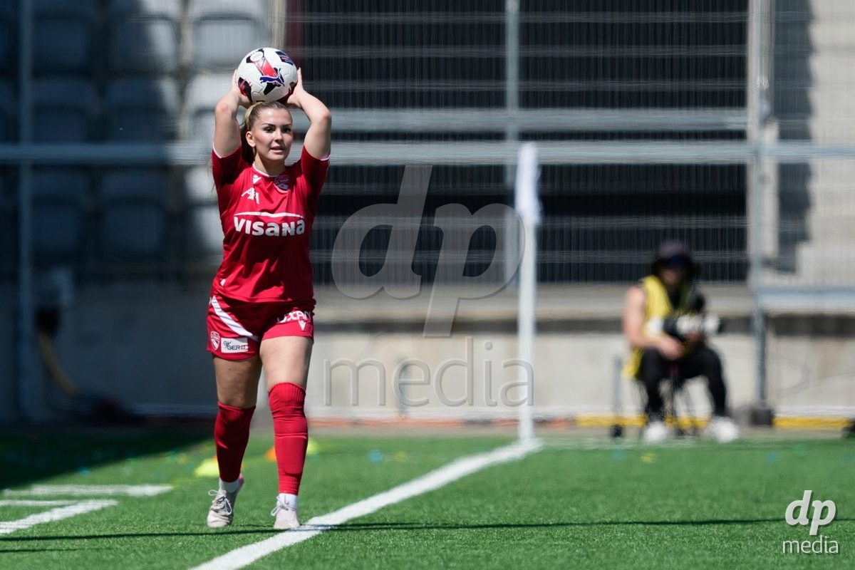 Schweiz: AXA Women's Super League 2025/26, FC Thun vs Yverdon Sport FC - Stockhorn Arena, Thun: Michelle Kohler (27 Thun)