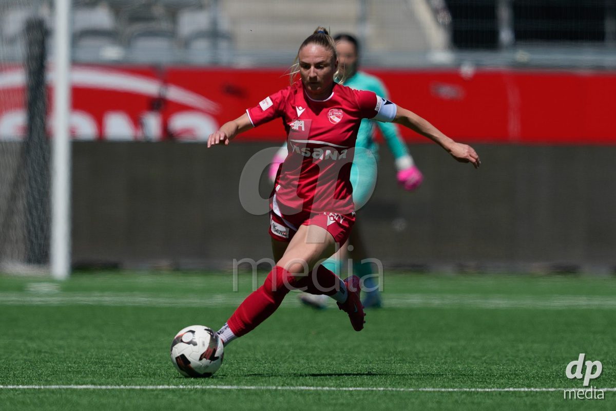 Schweiz: AXA Women's Super League 2025/26, FC Thun vs Yverdon Sport FC - Stockhorn Arena, Thun: Shenia Schmid (61 Thun)