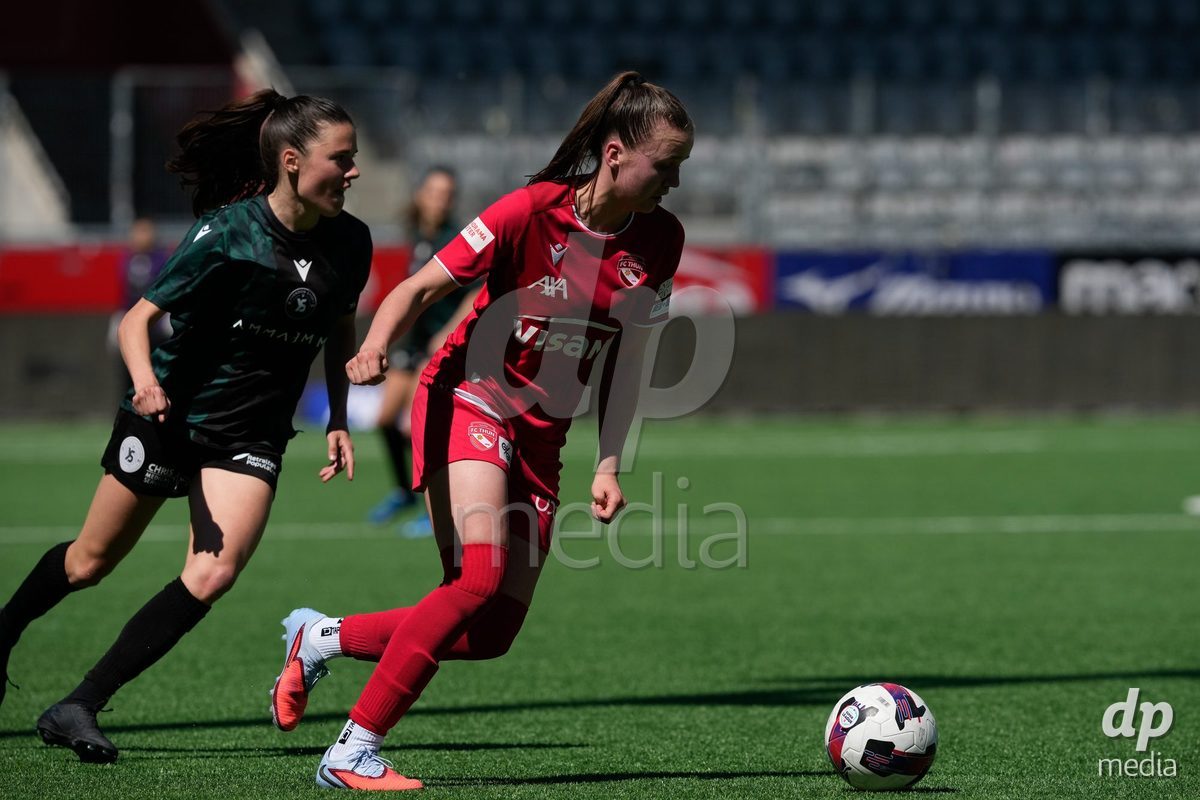 Schweiz: AXA Women's Super League 2025/26, FC Thun vs Yverdon Sport FC - Stockhorn Arena, Thun: Janine Minnig (9 Thun)