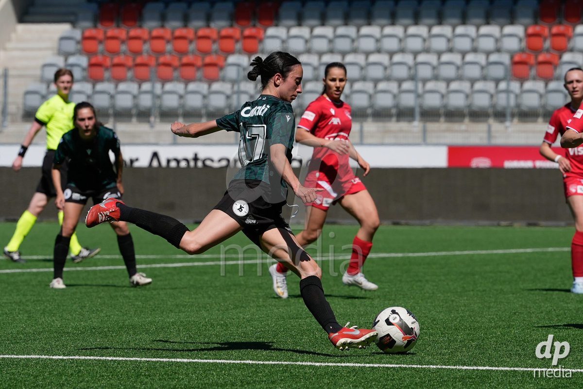 Schweiz: AXA Women's Super League 2025/26, FC Thun vs Yverdon Sport FC - Stockhorn Arena, Thun: Ilona Guede Redondo (17 Yverdon)