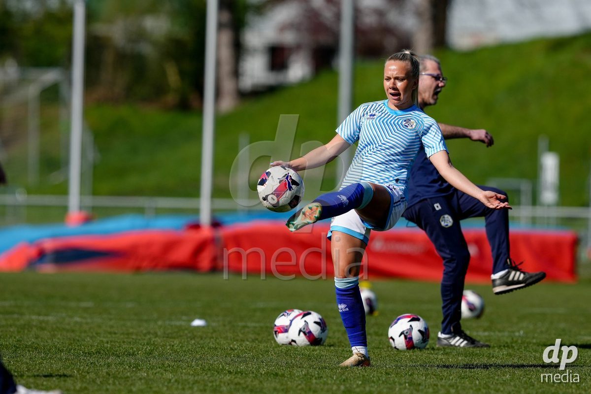 Schweiz: AXA Women's Super League 2025/26, FC Luzern vs BSC YB Frauen - Hubelmatt, Luzern: Jennie Marie Egeriis (17 FCL)