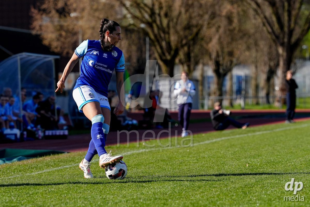 Schweiz: AXA Women's Super League 2025/26, FC Luzern vs BSC YB Frauen - Hubelmatt, Luzern: Cristina Carp (28 FCL)