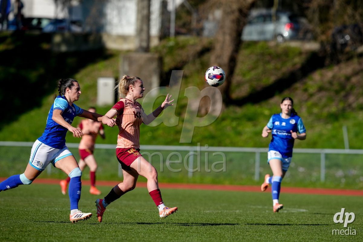 Schweiz: AXA Women's Super League 2025/26, FC Luzern vs BSC YB Frauen - Hubelmatt, Luzern: Cristina Carp (28 FCL)