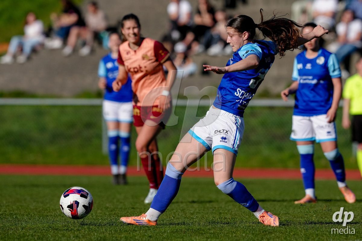 Schweiz: AXA Women's Super League 2025/26, FC Luzern vs BSC YB Frauen - Hubelmatt, Luzern: Ramona Schallberger (36 FC Luzern)