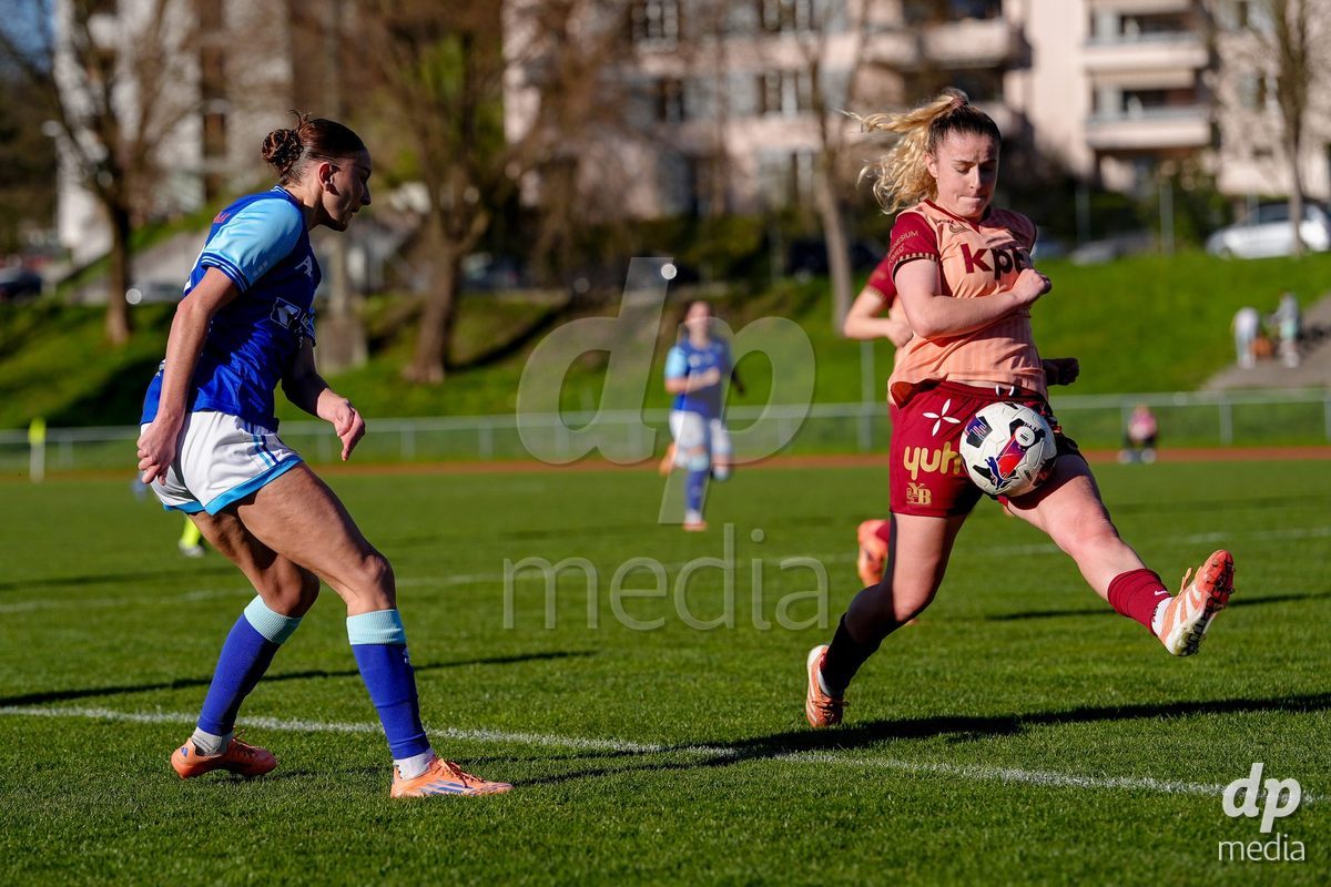 Schweiz: AXA Women's Super League 2025/26, FC Luzern vs BSC YB Frauen - Hubelmatt, Luzern: Caterina Tramezzani (5 YB Frauen)
