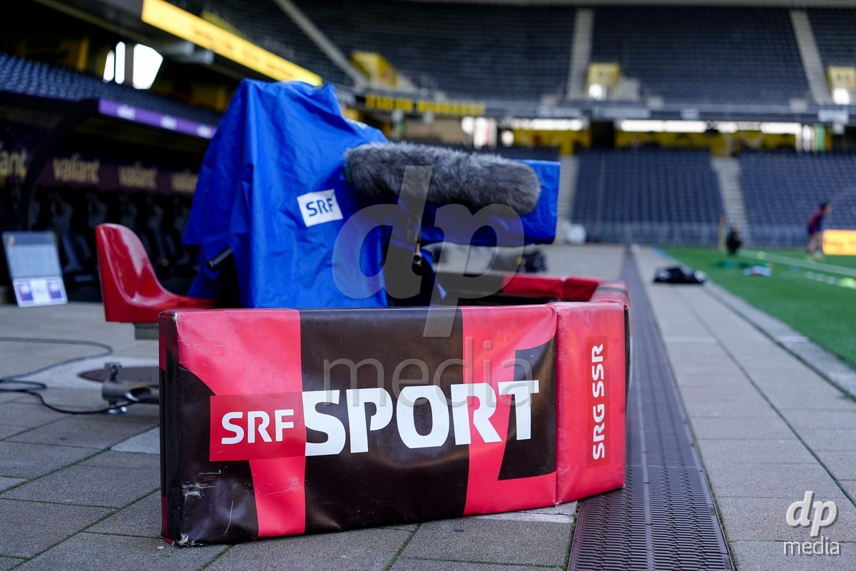 Schweiz: AXA Women's Super League 2025/26, BSC YB Frauen vs FC Basel 1893 - Stadion Wankdorf, Bern: Kamera SRF SRG SSR