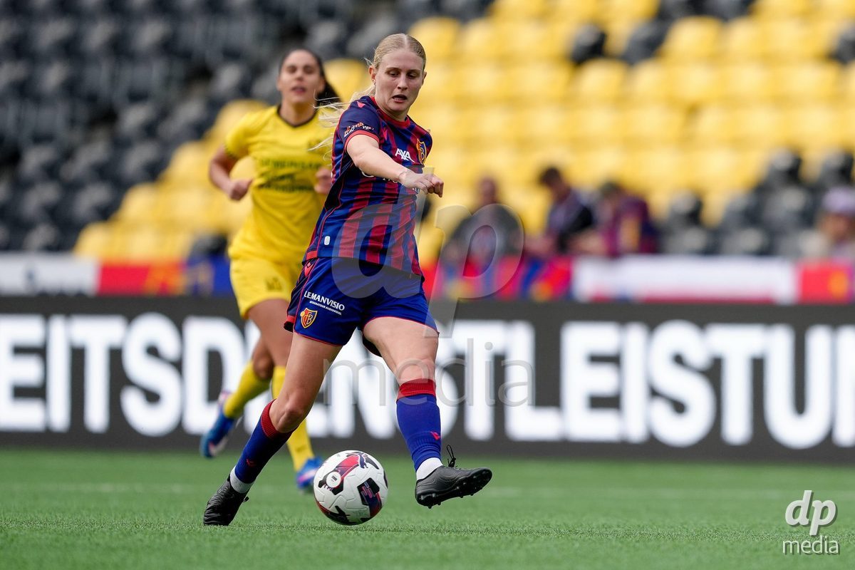 Schweiz: AXA Women's Super League 2025/26, BSC YB Frauen vs FC Basel 1893 - Stadion Wankdorf, Bern: Jacqueline Anne Hand (8 FCB) in Aktion