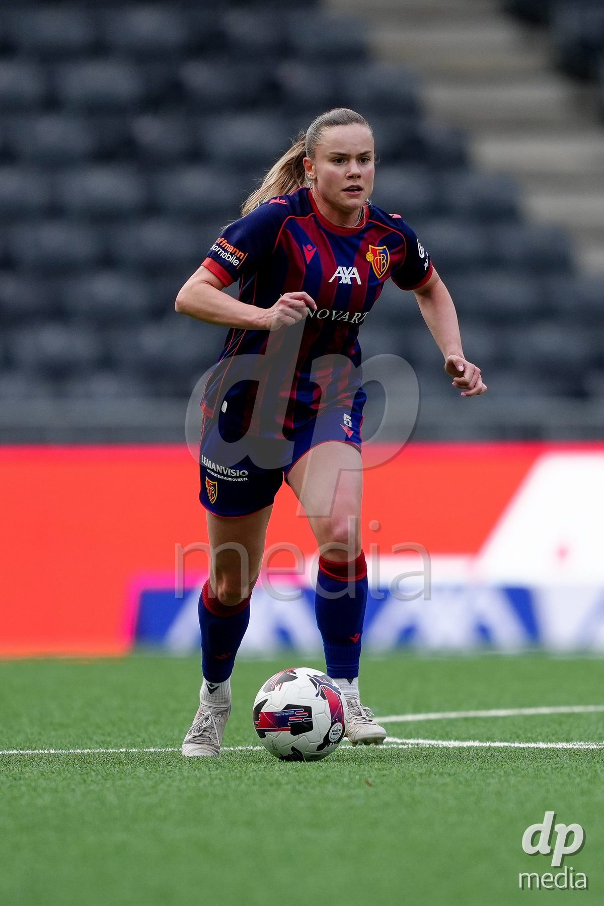 Schweiz: AXA Women's Super League 2025/26, BSC YB Frauen vs FC Basel 1893 - Stadion Wankdorf, Bern: Sabina Jackson (5 FCB)