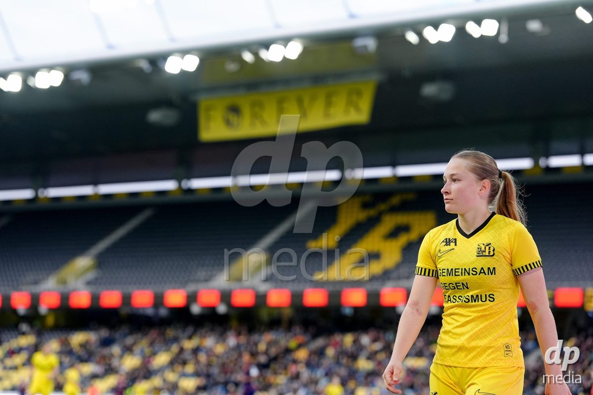 Schweiz: AXA Women's Super League 2025/26, BSC YB Frauen vs FC Basel 1893 - Stadion Wankdorf, Bern: Noa Linn Münger - Noa Linn Munger (8 YB Frauen)