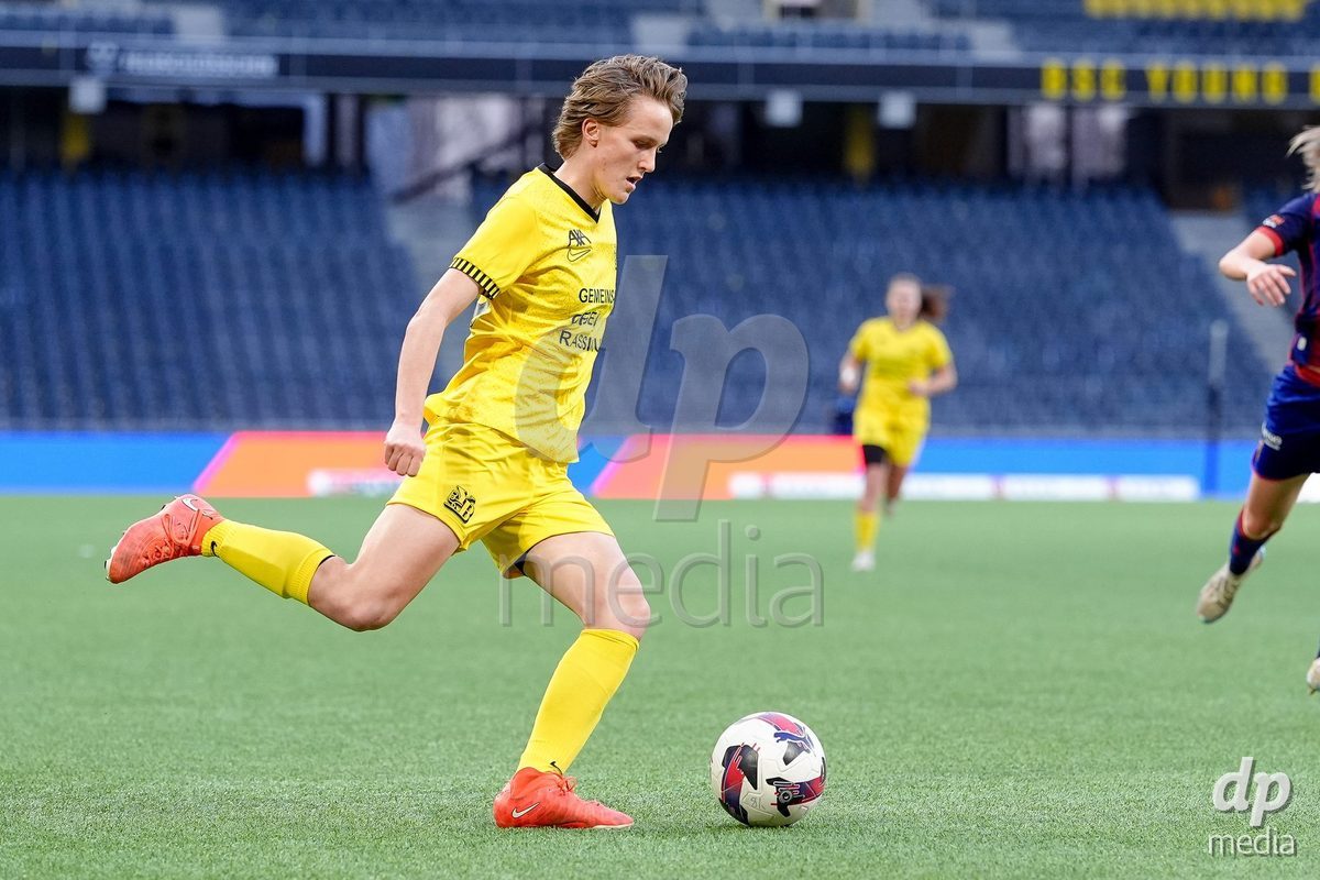 Schweiz: AXA Women's Super League 2025/26, BSC YB Frauen vs FC Basel 1893 - Stadion Wankdorf, Bern: Bianca Dysli (23 YB Frauen)