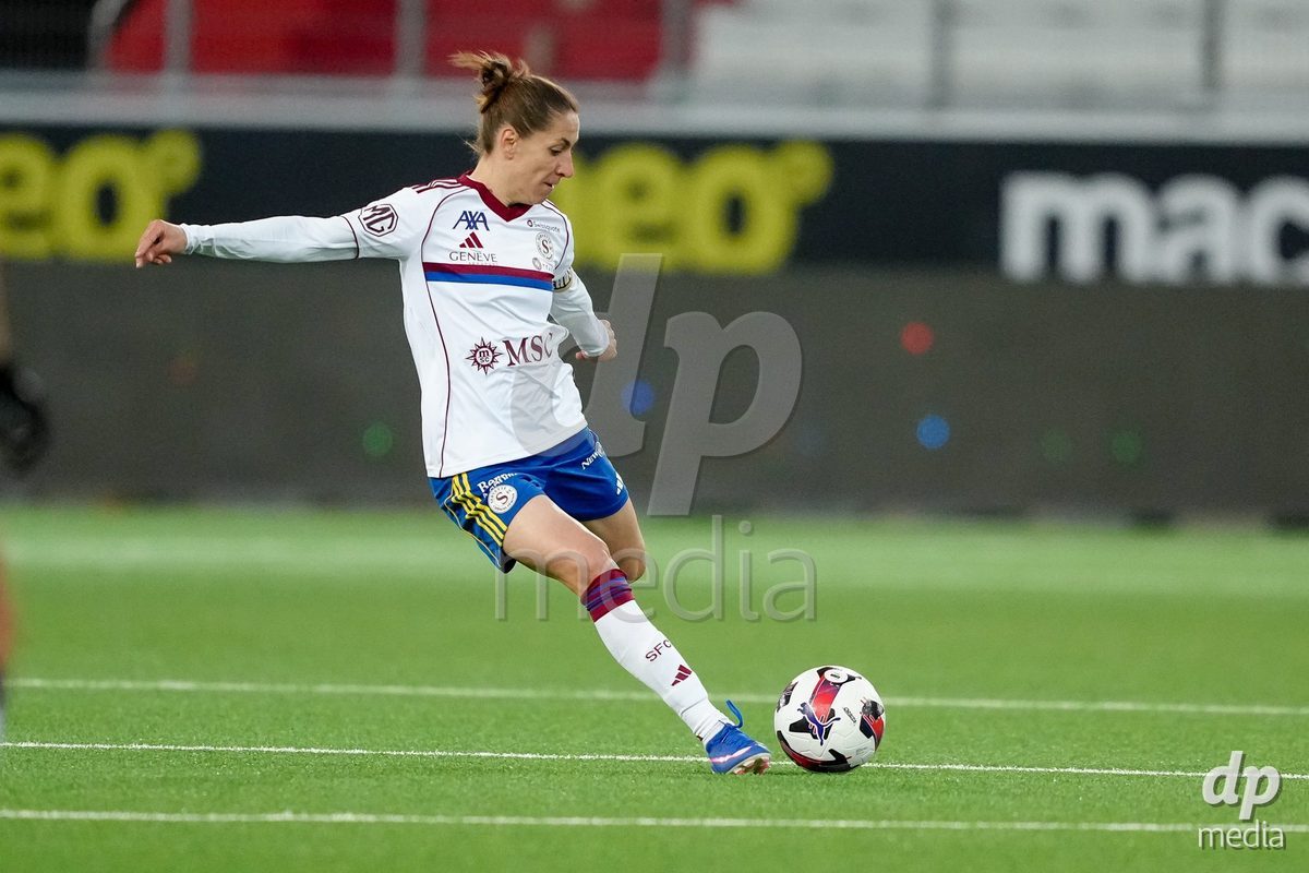 Schweiz: AXA Women's Super League 2025/26, FC Thun vs Servette FC Chenois Feminin - Stockhorn Arena, Thun: