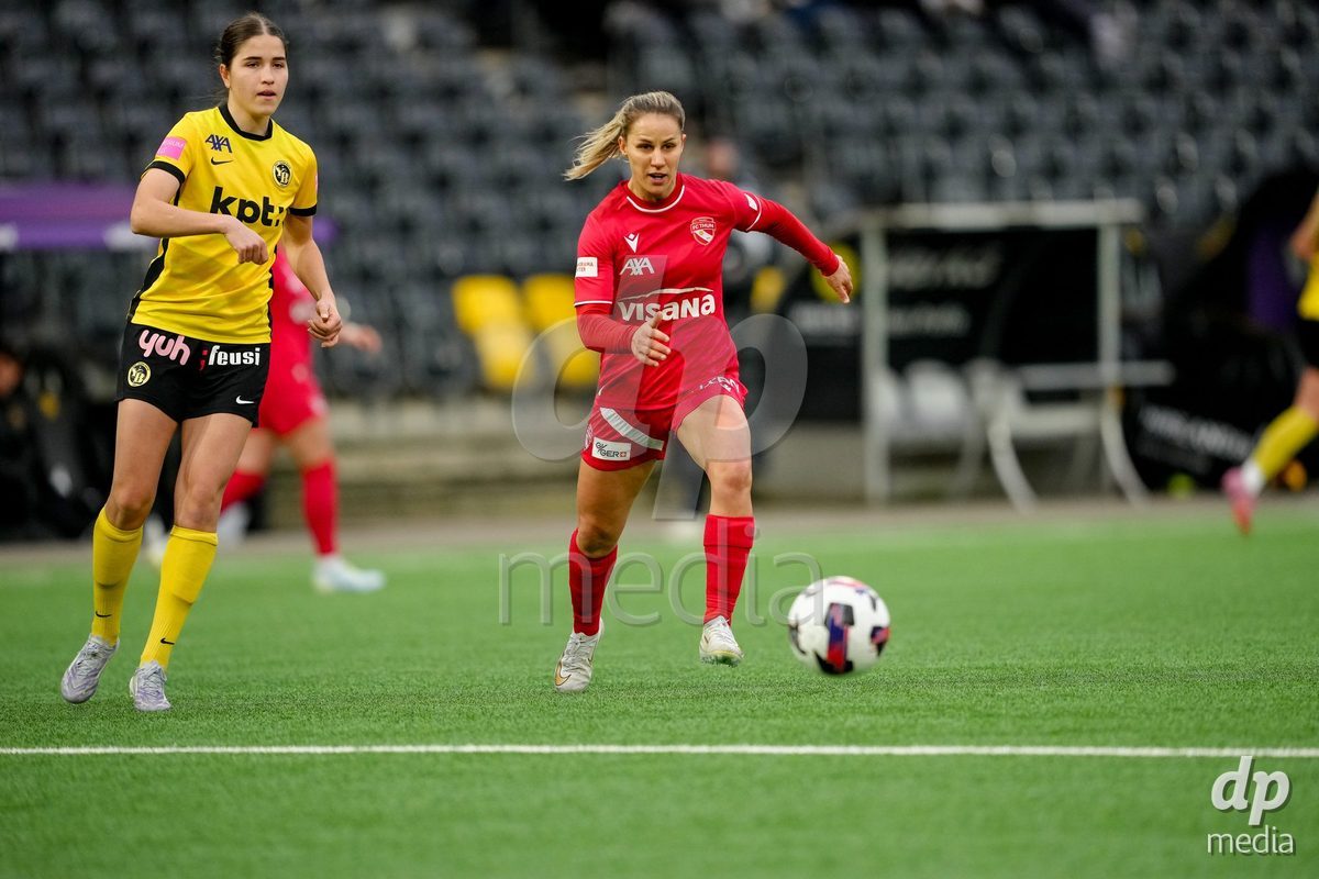 Schweiz: AXA Women's Super League 2025/26, BSC YB Frauen vs FC Thun - Stadion Wankdorf, Bern: Simona Rumyanova Stefanova (8 Thun) in Aktion