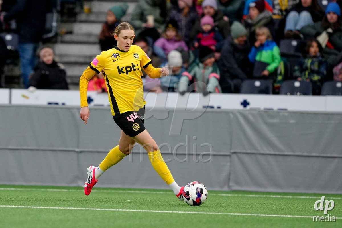 Schweiz: AXA Women's Super League 2025/26, BSC YB Frauen vs FC Thun - Stadion Wankdorf, Bern: Rebecca Villena y Scheffler (77 YB Frauen) in Aktion