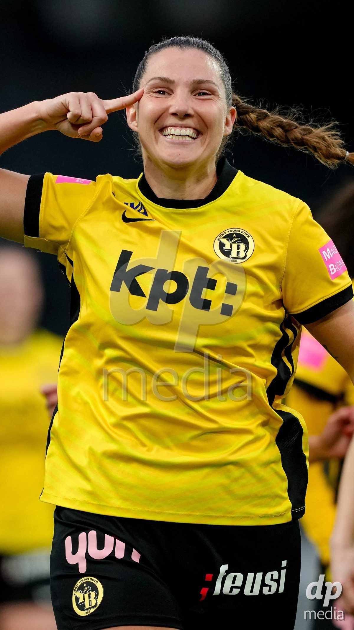 Schweiz: AXA Women's Super League 2025/26, BSC YB Frauen vs FC Thun - Stadion Wankdorf, Bern: Maria Jimenez Gutierrez (4 YB Frauen) jubelt nach ihrem Tor