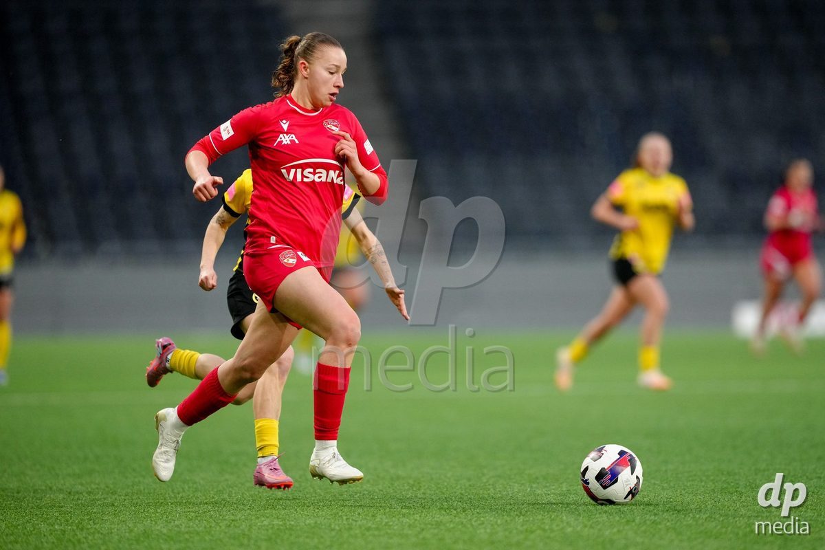Schweiz: AXA Women's Super League 2025/26, BSC YB Frauen vs FC Thun - Stadion Wankdorf, Bern: Lauriane Frei (31 Thun) in Aktion