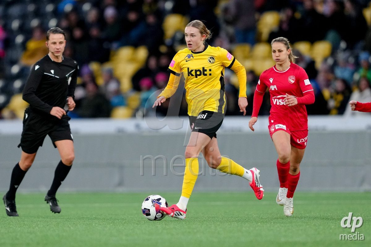Schweiz: AXA Women's Super League 2025/26, BSC YB Frauen vs FC Thun - Stadion Wankdorf, Bern: Rebecca Villena y Scheffler (77 YB Frauen) in Aktion