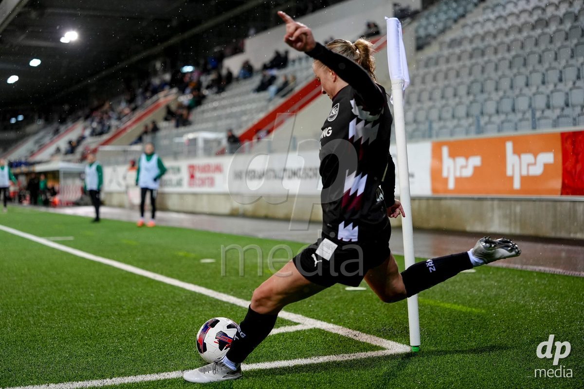 Schweiz: AXA Womens Super League 2025/26, FC Thun vs FC St.Gallen 1879 - Stockhorn Arena, Thun: