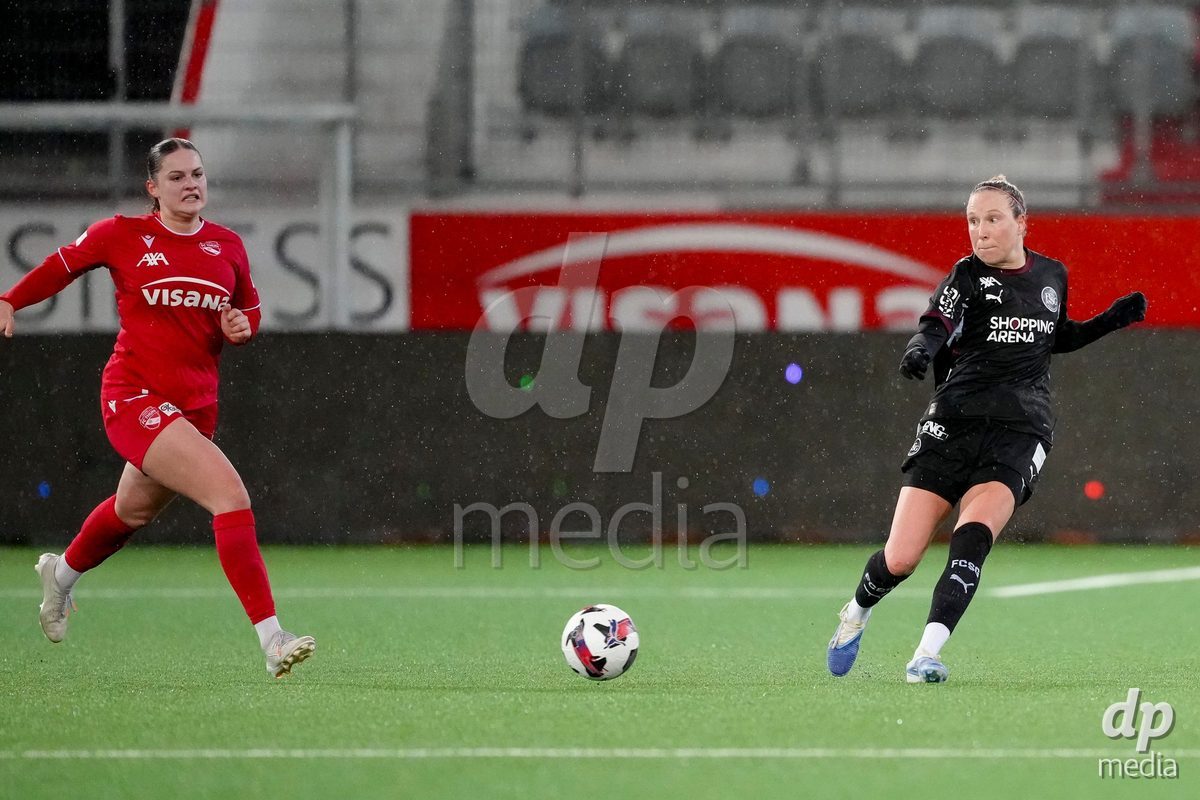 Schweiz: AXA Womens Super League 2025/26, FC Thun vs FC St.Gallen 1879 - Stockhorn Arena, Thun: