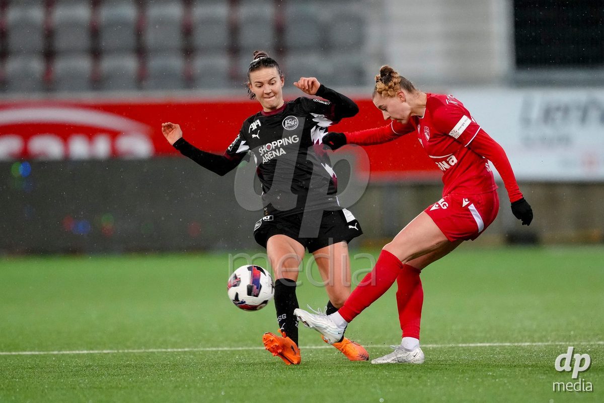 Schweiz: AXA Womens Super League 2025/26, FC Thun vs FC St.Gallen 1879 - Stockhorn Arena, Thun: