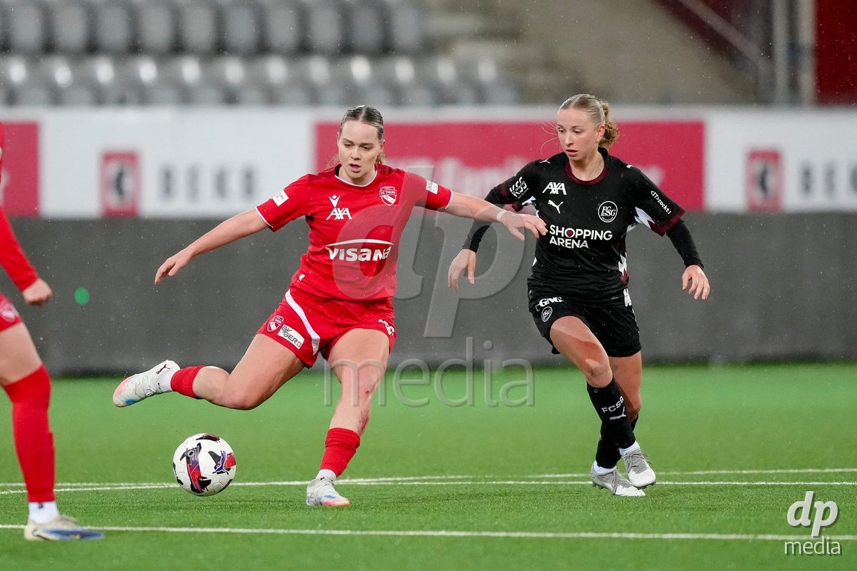 Schweiz: AXA Womens Super League 2025/26, FC Thun vs FC St.Gallen 1879 - Stockhorn Arena, Thun: