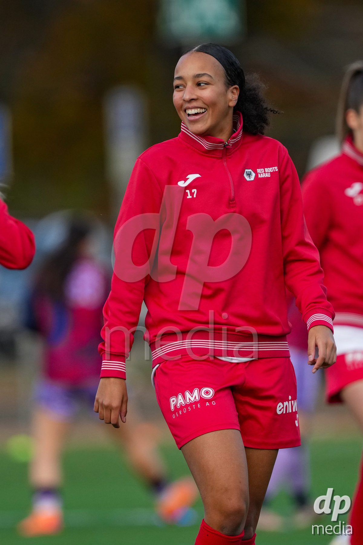 Schweiz: AXA Womens Super League 2025/26, FC Aarau Frauen vs FC Basel 1893 - Sportanlage Schachen, Aarau: Joy Steck (17 FC Aarau) beim Aufwärmen