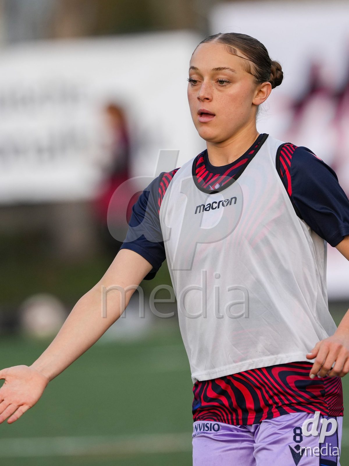 Schweiz: AXA Womens Super League 2025/26, FC Aarau Frauen vs FC Basel 1893 - Sportanlage Schachen, Aarau: Lia Kamber (8 Basel) beim Aufwärmen
