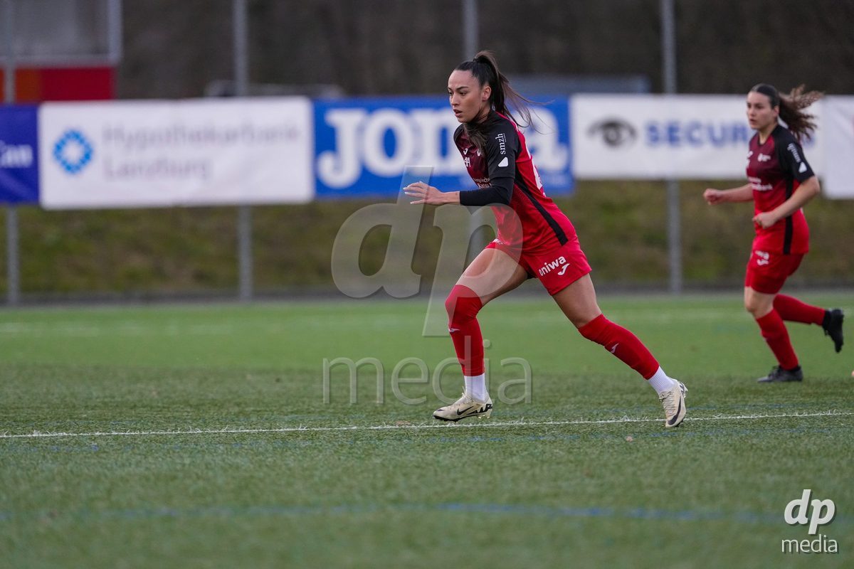 Schweiz: AXA Womens Super League 2025/26, FC Aarau Frauen vs FC Basel 1893 - Sportanlage Schachen, Aarau: Rita Filipa Do Sul Almeida (28 FC Aarau)