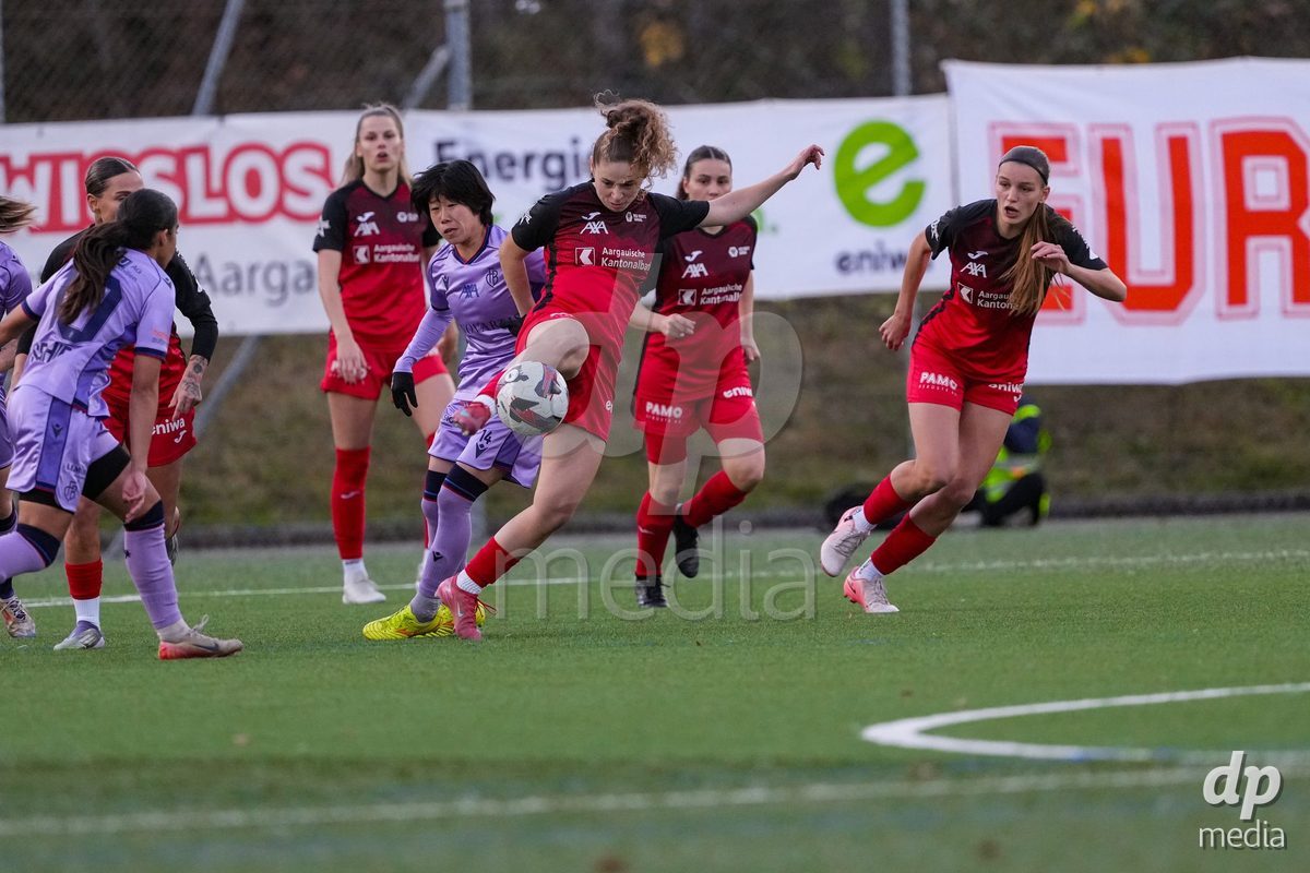 Schweiz: AXA Womens Super League 2025/26, FC Aarau Frauen vs FC Basel 1893 - Sportanlage Schachen, Aarau: Donika Deda (14 FC Aarau) in aktion