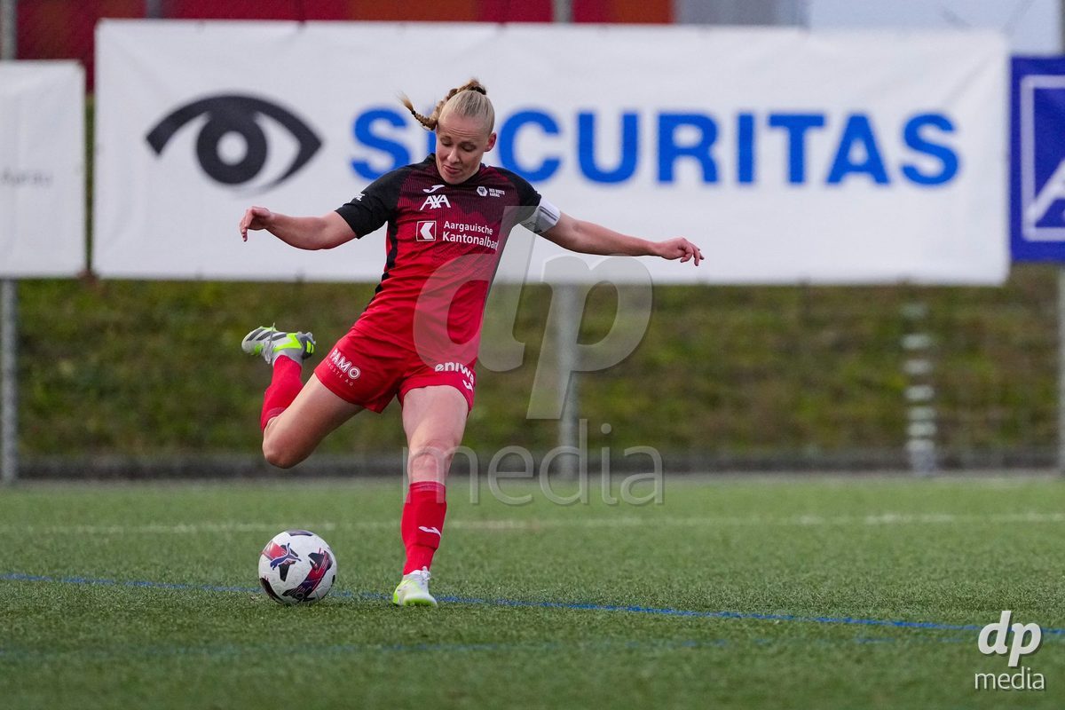 Schweiz: AXA Womens Super League 2025/26, FC Aarau Frauen vs FC Basel 1893 - Sportanlage Schachen, Aarau: Michelle Stierli (22 FC Aarau) in aktion