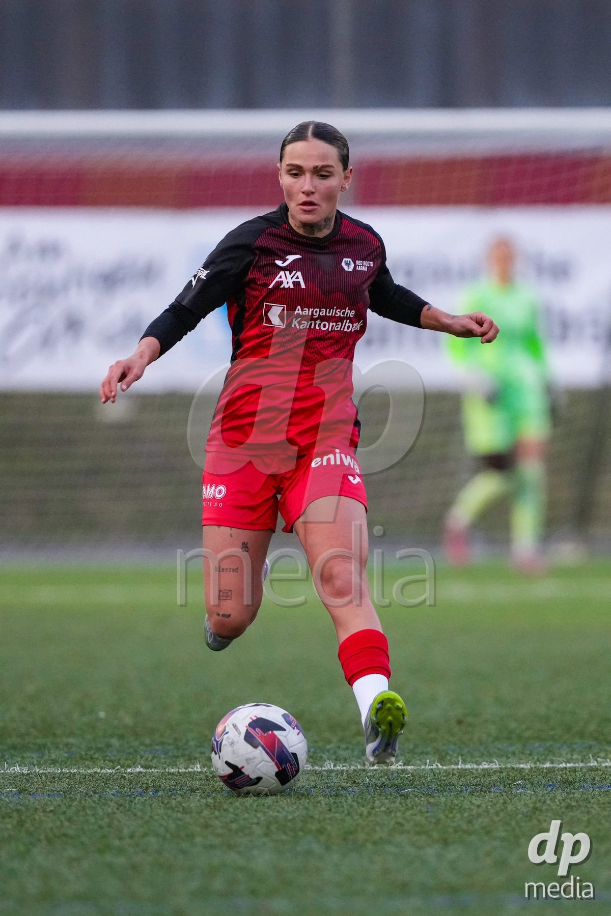 Schweiz: AXA Womens Super League 2025/26, FC Aarau Frauen vs FC Basel 1893 - Sportanlage Schachen, Aarau: Vanesa Hoti (8 FC Aarau) in aktion