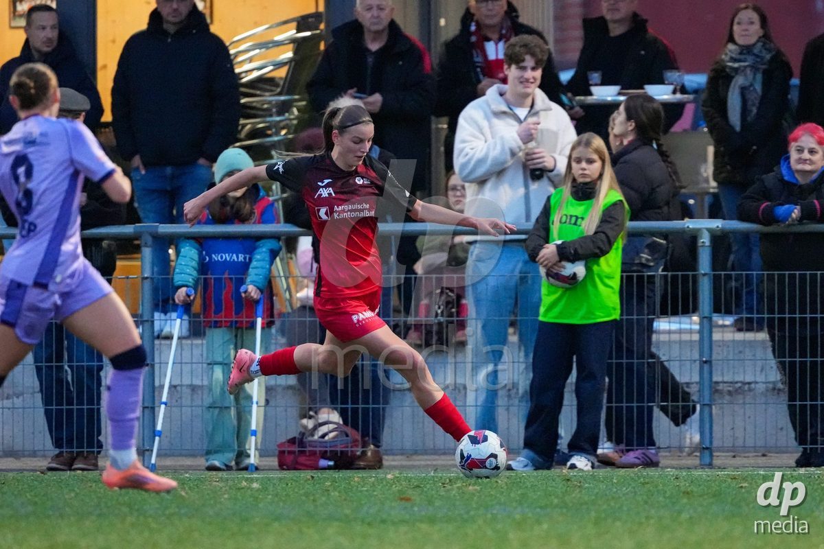 Schweiz: AXA Womens Super League 2025/26, FC Aarau Frauen vs FC Basel 1893 - Sportanlage Schachen, Aarau: Eriona Elezi (12 FC Aarau) in aktion