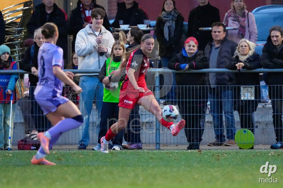 Schweiz: AXA Womens Super League 2025/26, FC Aarau Frauen vs FC Basel 1893 - Sportanlage Schachen, Aarau: Eriona Elezi (12 FC Aarau) in aktion