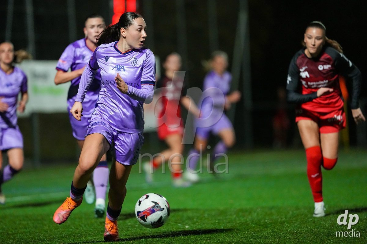 Schweiz: AXA Womens Super League 2025/26, FC Aarau Frauen vs FC Basel 1893 - Sportanlage Schachen, Aarau: Mara Tauriello (11 Basel) in aktion