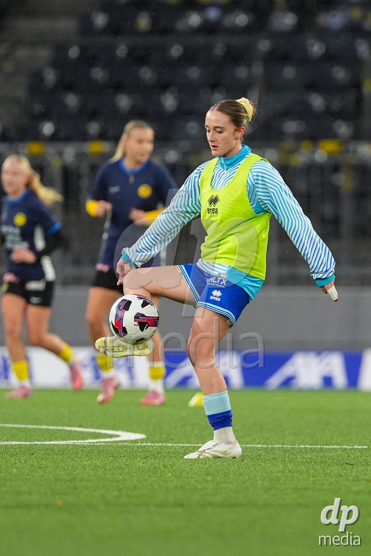 Schweiz: AXA Womens Super League 2025/26, BSC YB Frauen vs FC Luzern - Stadion Wankdorf, Bern: Chiara Schmid (38 FC Luzern) während des Warmup