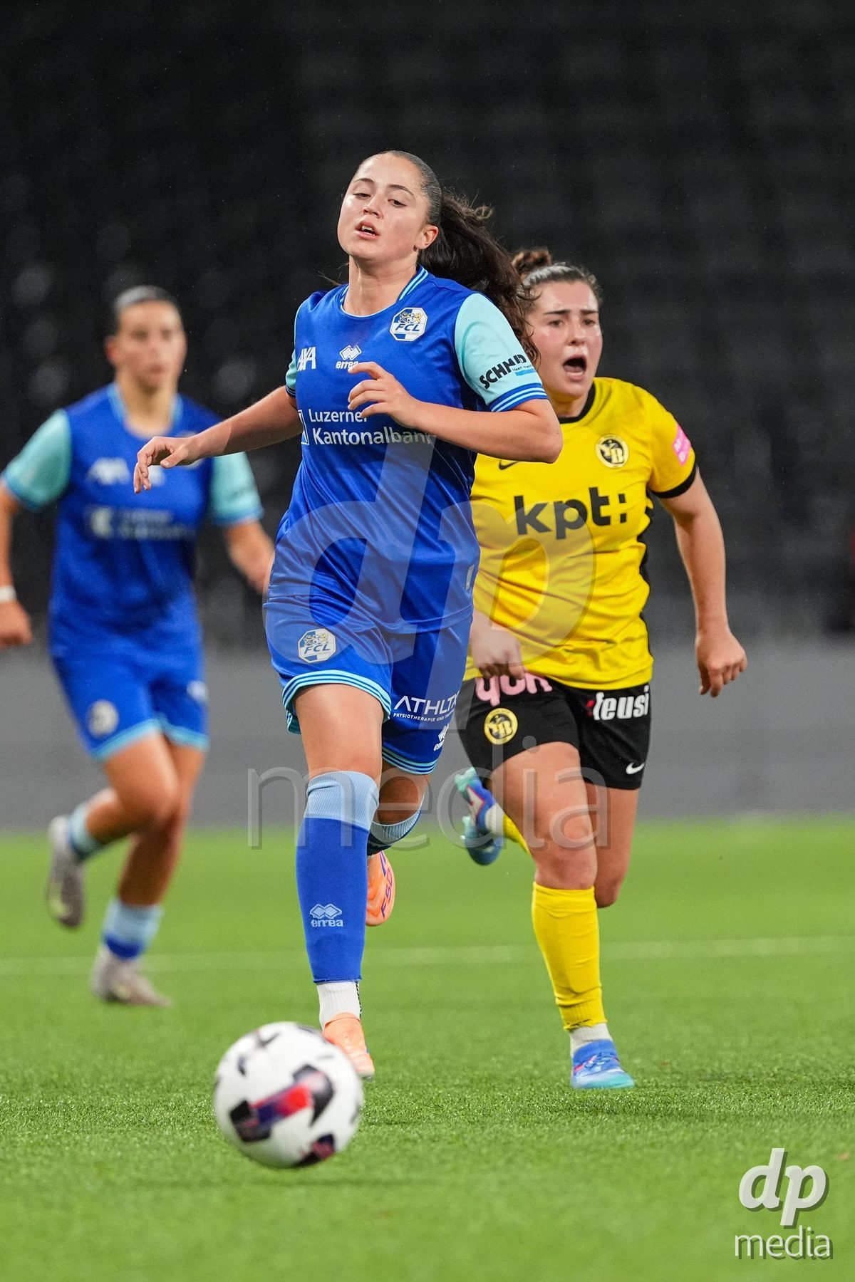 Schweiz: AXA Womens Super League 2025/26, BSC YB Frauen vs FC Luzern - Stadion Wankdorf, Bern: Melissa Rondalli (21 FC Luzern) in aktion