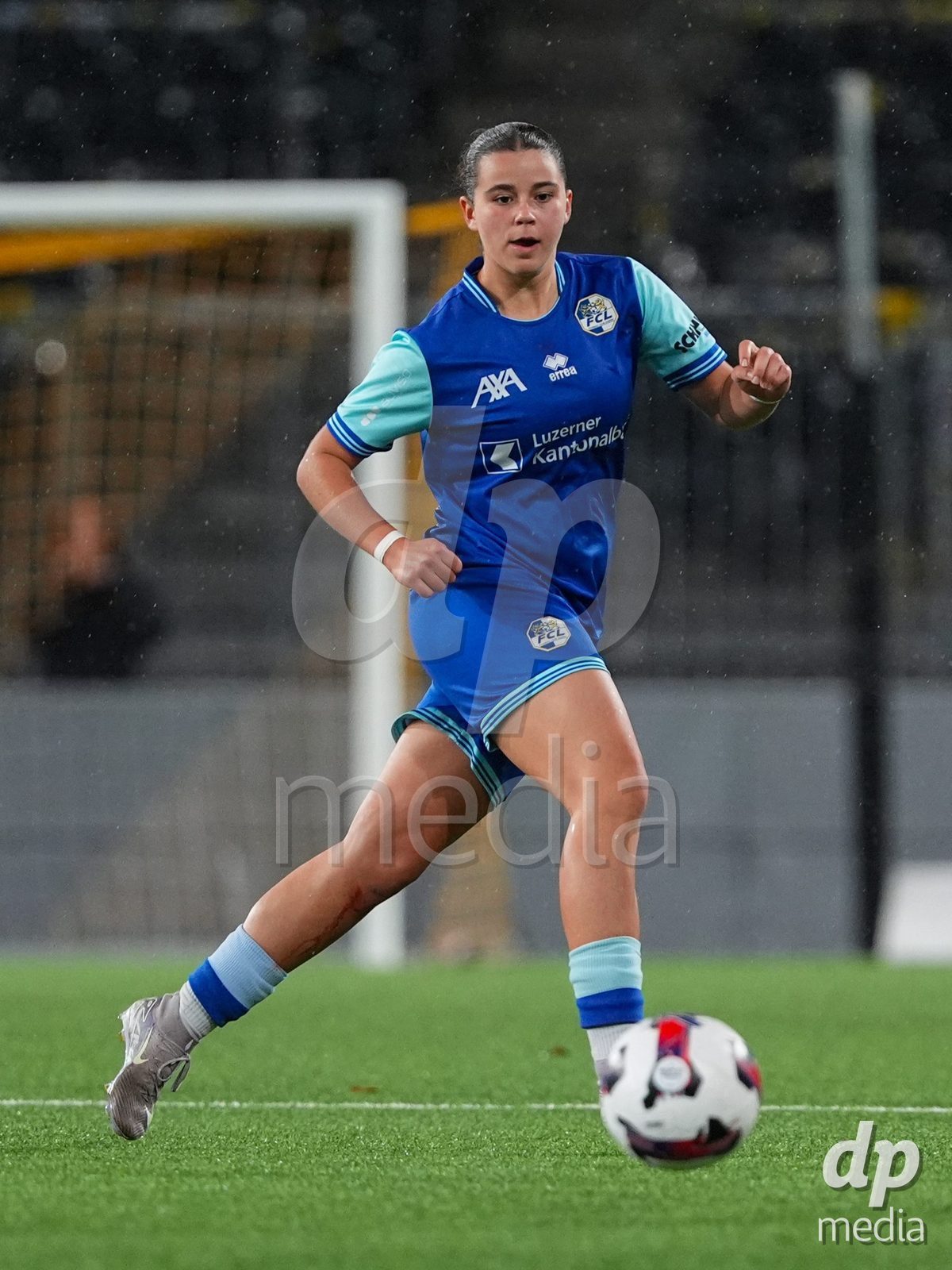 Schweiz: AXA Womens Super League 2025/26, BSC YB Frauen vs FC Luzern - Stadion Wankdorf, Bern: Alyssa Keller (99 FC Luzern) in aktion
