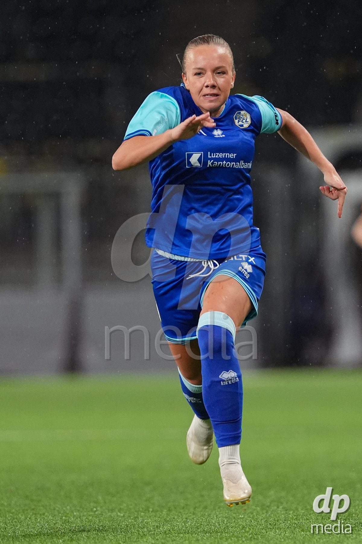 Schweiz: AXA Womens Super League 2025/26, BSC YB Frauen vs FC Luzern - Stadion Wankdorf, Bern: Jennie Marie Egeriis (17 FC Luzern) in aktion