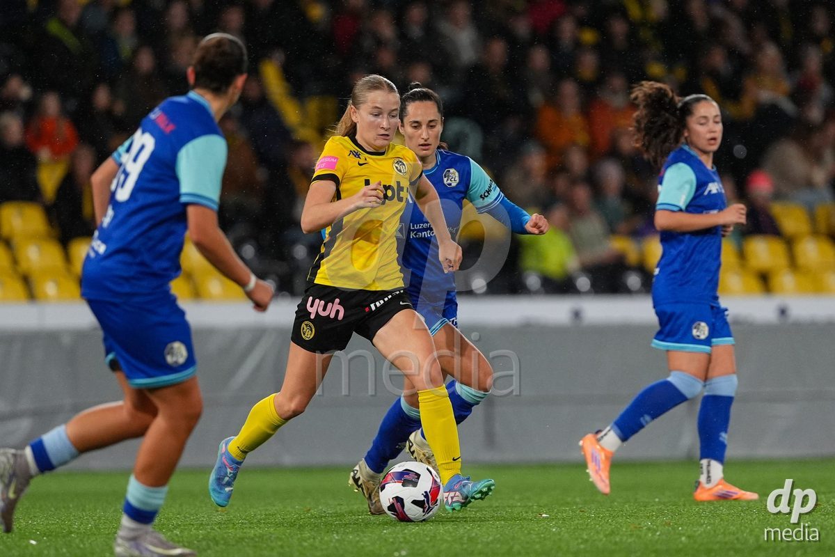 Schweiz: AXA Womens Super League 2025/26, BSC YB Frauen vs FC Luzern - Stadion Wankdorf, Bern: Noa Linn Münger - Noa Linn Munger (8 YB Frauen) in aktion