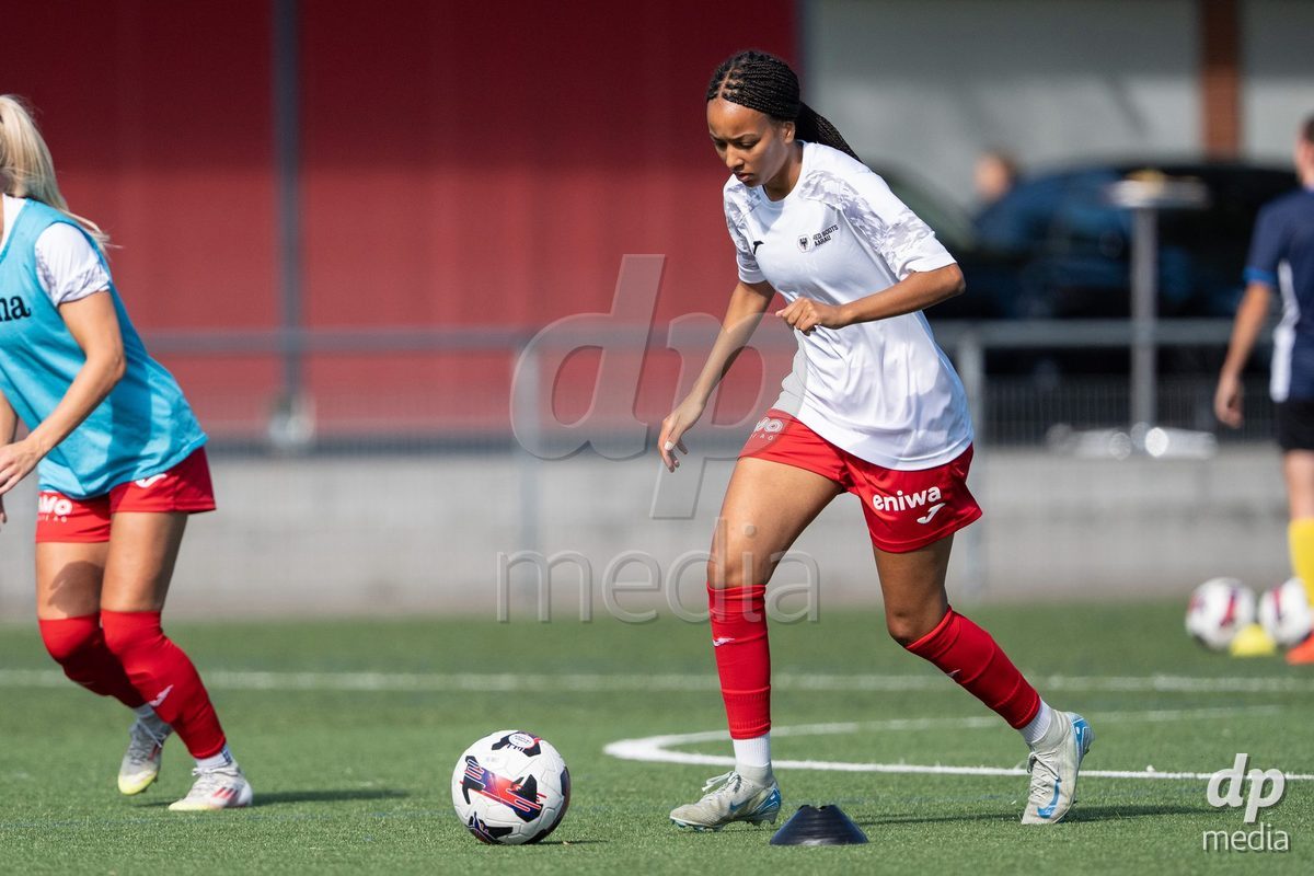 Switzerland: Womens Super League 2025/26, FC Aarau vs YB Frauen - Aarau, Aarau: Joy Steck (17 Aarau)