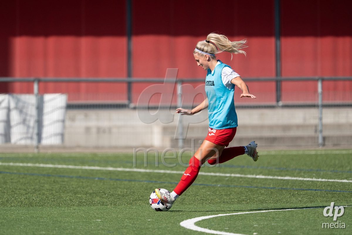 Switzerland: Womens Super League 2025/26, FC Aarau vs YB Frauen - Aarau, Aarau: Bergros Asgeirsdottir (6 Aarau)