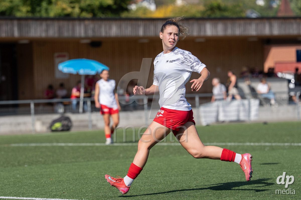 Switzerland: Womens Super League 2025/26, FC Aarau vs YB Frauen - Aarau, Aarau: Donika Deda (14 Aarau)