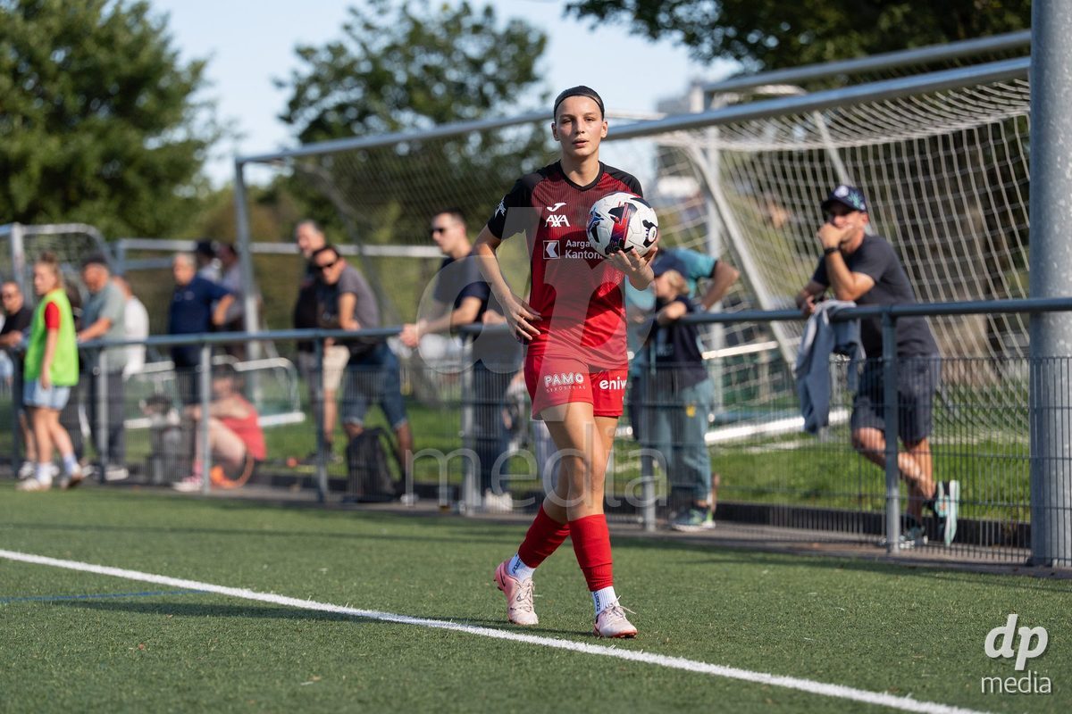 Switzerland: Womens Super League 2025/26, FC Aarau vs YB Frauen - Aarau, Aarau: Eriona Elezi (12 Aarau)