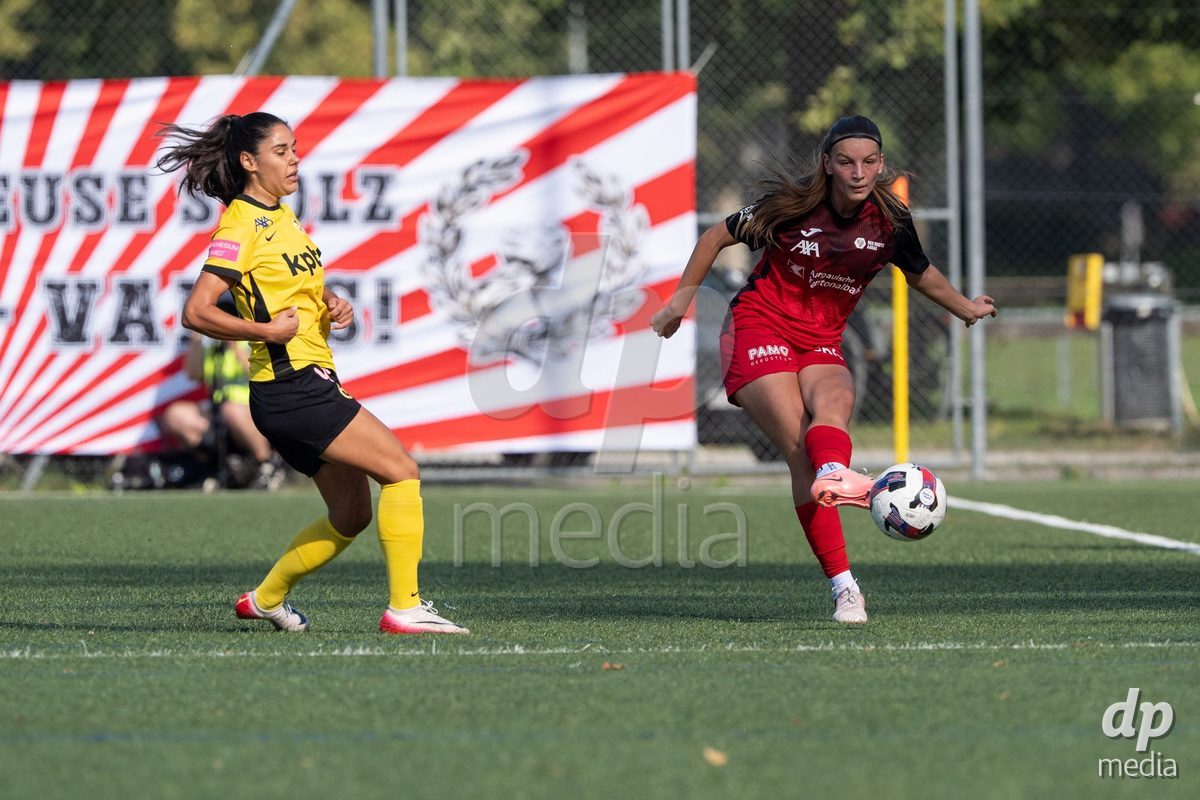 Switzerland: Womens Super League 2025/26, FC Aarau vs YB Frauen - Aarau, Aarau: Eriona Elezi (12 Aarau)