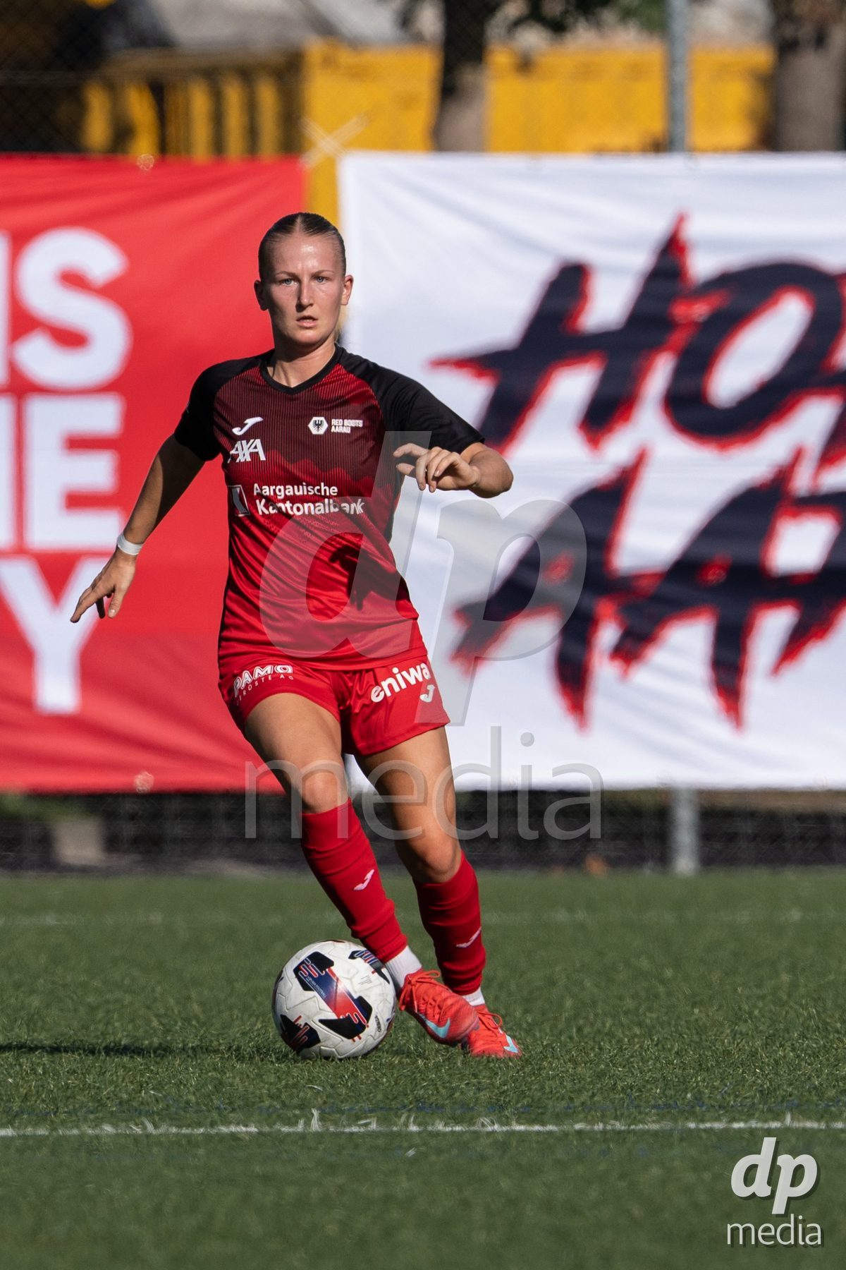 Switzerland: Womens Super League 2025/26, FC Aarau vs YB Frauen - Aarau, Aarau: Svenja von Felten (23 Aarau) in action