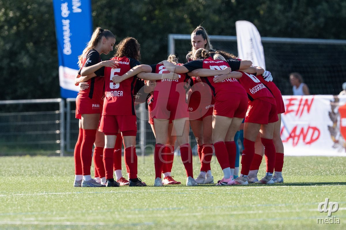 Switzerland: Womens Super League 2025/26, FC Aarau vs YB Frauen - Aarau, Aarau: Team FC Aarau