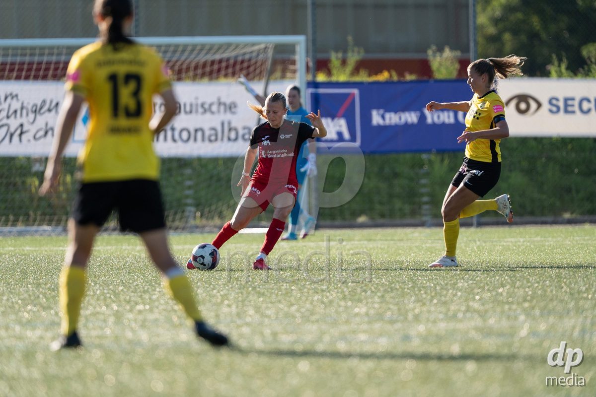 Switzerland: Womens Super League 2025/26, FC Aarau vs YB Frauen - Aarau, Aarau: Svenja von Felten (23 Aarau)