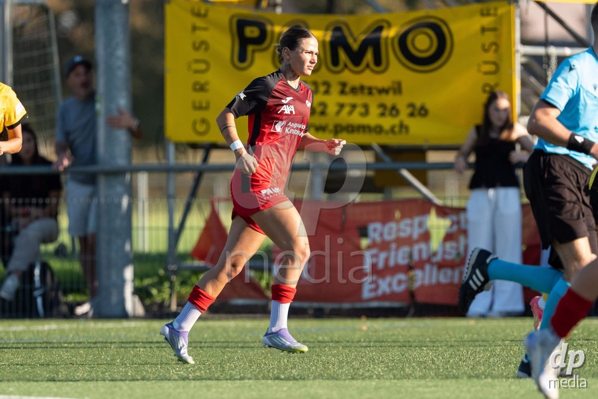 Switzerland: Womens Super League 2025/26, FC Aarau vs YB Frauen - Aarau, Aarau: Vanesa Hoti (8 Aarau)