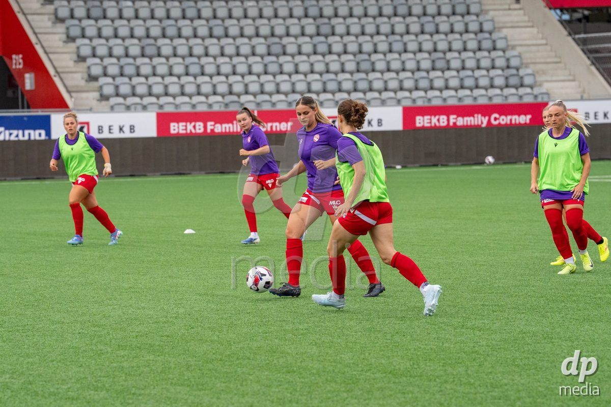 Switzerland: AXA Womens Super League 2025/26, FC Thun vs FC Zurich - Stockhorn Arena, Thun: