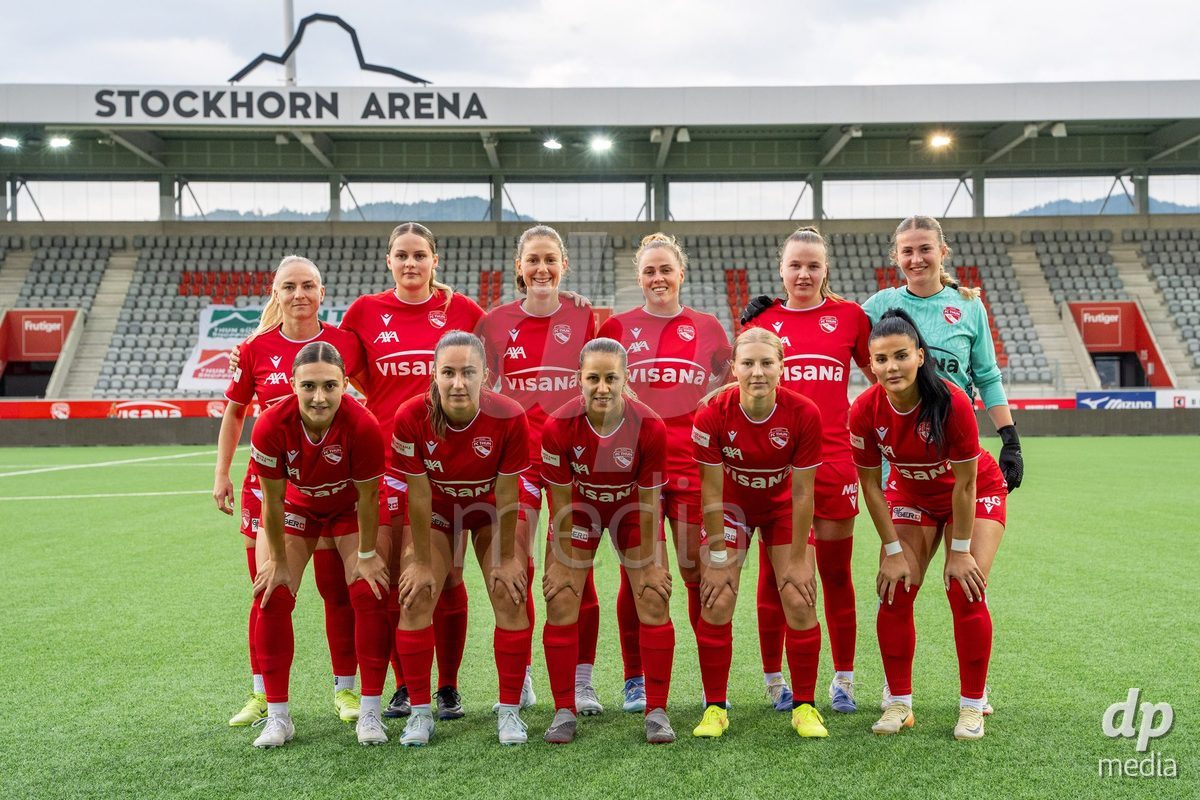 Switzerland: AXA Womens Super League 2025/26, FC Thun vs FC Zurich - Stockhorn Arena, Thun: Team FC Thun